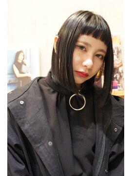 ローレン(Rolen.) Rolen.モードショートバングボブ