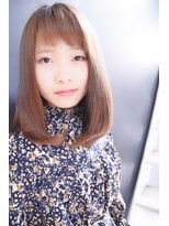 ブーケ(BOUQUET)&nbsp;切りっぱなしボブ　厚めバング　ベージュカラーラブ