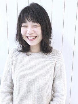 トリッシュ ビー(Trish-b) 56.ミディアム×レイヤー