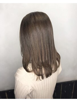 オースト ヘアー ステラ 新宿店(Aust hair Stella) 【Aust】透明感バッチリ、アッシュベージュ【Takashi】