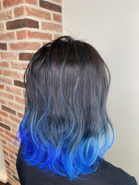 ジウ 上通り(JIU) 寒色系カラー×ゆるかわ×グレージュ×オーシャンブルー×立体感