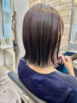 ペアル(PEAAL) 外国人風　切りっぱ　ボブ　外はね　タンバルモリ　ラべピン