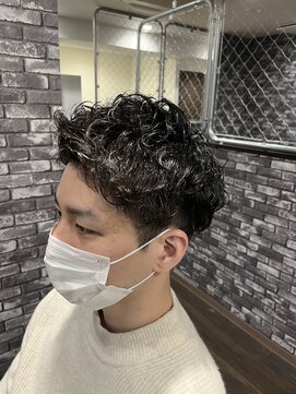 リリー シンジュク(Lilly) 【Lilly新宿】#2ブロック#アップバング#パーマ#メンズカット