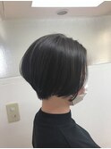ショートボブ