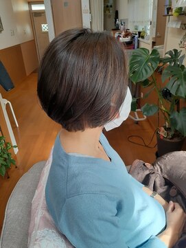 エイム(aime) ボブ　大人　お手軽　カラー