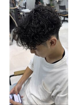 ネオン(NEON) 強め波巻きパーマ
