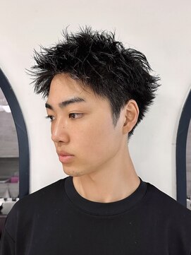 リタ(Lita) スパイキーショート　ベリーショート