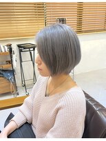 チリンバイロストシティー(Chillin by LOSTCITY)&nbsp;ショートボブダブルカラーインナカラーブリーチ