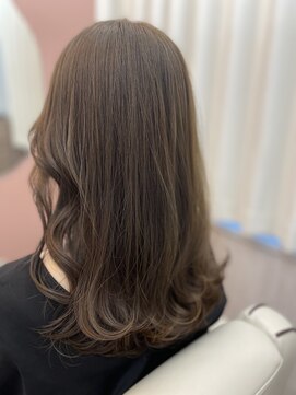 シーヤ(Cya) 髪と頭皮を贅沢ケア♪ 髪質改善カラーで優雅な美髪を叶えます！