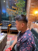 フォーコーナーズ(Four Corners)&nbsp;フェードカット