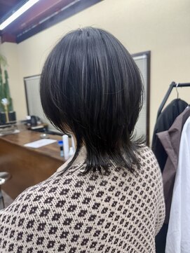 バロ(VALO) マッシュウルフカット