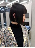 ◎黒髪ぱつっと前下がりボブ