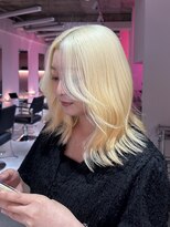 ダズリングディア(Dazzling Deer)&nbsp;ブロンド/抜きっぱなしブロンド/リタッチブリーチ/ハイトーン