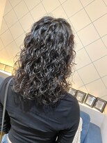 アンジュベイナハ (Ange Bay NAHA)&nbsp;ミディアム×スパイラルパーマ