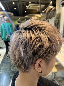 モア 下通店(MORE) スパイキーショート