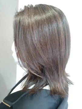 シー 浜松大平台店(She) 40代、白髪ぼかし