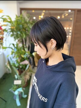 コンパクトショート似合わせカット