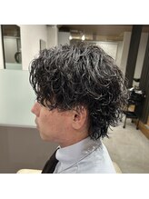 波巻スパイラルパーマ×センターパートウルフ〈堀江/新町/四ツ橋〉