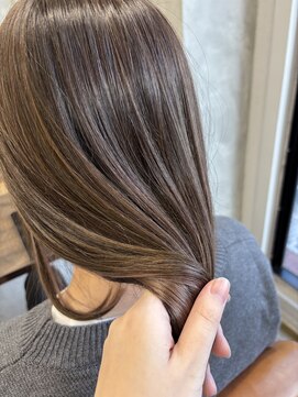 ライツ オオサカ(Litze osaka) 柔らかい◎オリーブベージュ《ひえだかれん》