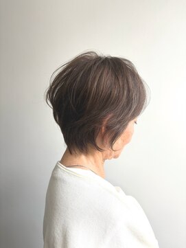 ヘアオーブロジック(HAIR orb LOGIC) ぺたんこ髪・白髪ぼかしショート