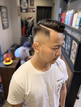 バーバー スタジオ ラフテル(Barber Studio RAFTEL) スキンフェードスタイル
