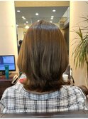 伸ばしかけローレイヤーウルフ×アッシュベージュ【大村】