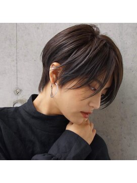 アトリエ フェム(atelier.fem) spice&roughな前下がりショート