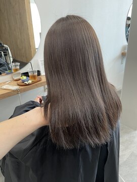 アノネ(anone) ミディアムレイヤー×アッシュグレージュ