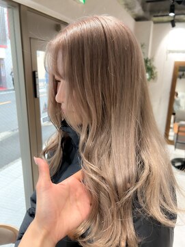 アドア 横浜(ADORE) くすみベージュ◎ブリーチ1回~