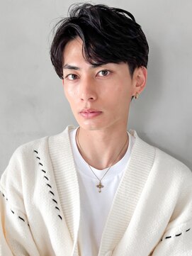 キリ 表参道(kyli) #ブルーブラックスパイキーショートフェザーパーマサーフカール