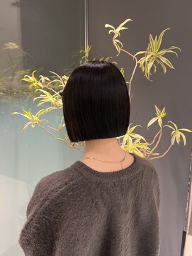 ザザ 高田馬場(ZA/ZA) 前下がりミニボブ