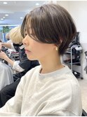グレージュ/ハンサムショート/前髪なし/前下がりショート/鎌倉