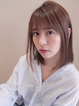 ヨロ(YoLo.) 大人かわいいツヤ髪ミディアムスタイル 担当山下