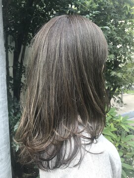 ヤード 藤沢(YARD) お客様カラー#2オリーブグレージュ