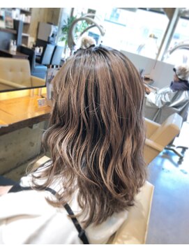 ヘアサロン レーヌ(Hair salon Reine) シャドウルーツ×ピンクベージュ