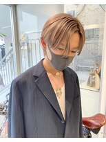 ノラ シブヤ(NORA)&nbsp;シルバーカラー前下がりセンターパート【芝原】