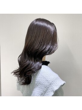 ペタルバイリリア(petal by Lilia) 艶っとココアブラウンカラー　松戸/松戸駅