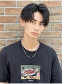 ツーブロックマッシュパーマソフトツイストセンターパート束感