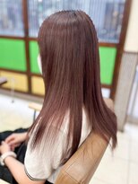 ミーティア バイ クアトロ(Meteor By QUATRO) ガーリーピンクヘア 韓国風 暖色カラー