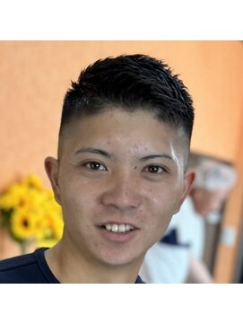 ピシャッとニ代目銀二郎 パートスタイル【広島/理容室/古民家バーバー二代目銀二郎】