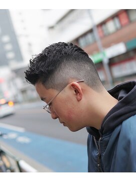 ザ チョップ ショップ ハラジュク(THE CHOP SHOP HARAJUKU) スパイキーショート