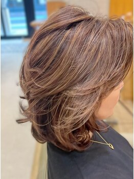 ユウヘアー 三軒茶屋店(U Hair)の写真/大人女性に人気◎グレイカラーでも明るく、透明感のある色味を実現♪白髪もカバーしながら理想の髪色に。
