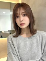 アイユー(ii+U)&nbsp;大人ボブ/くびれ/ミディアムレイヤー/外ハネボブ/ミディアムボブ