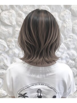 リン モアナバイヘッドライト 武蔵小杉2号店(lynn Moana by HEADLIGHT) lynn【武蔵小杉】#レイヤーボブ#バレイヤージュ#ベージュ