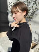 コーチ 新代田店(Coach)&nbsp;ベージュ×耳掛けタイトショート