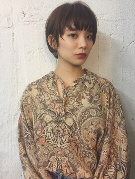 マグノリア(MAGNOLIA) 耳かけスッキリモダンショートタンバルモリ