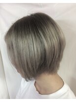 エミタス 練馬(emi+ Hair & eyelash) 人気のシルバー系グラデーション◎20代30代40代