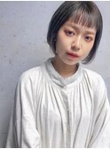 ボブ!オン眉ぱっつん!グレーアッシュ