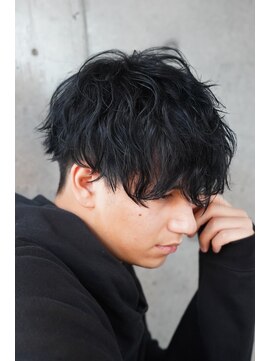 フィフス 原宿(fifth) ツイストスパイラルパーマ刈り上げツーブロック前下りマッシュ