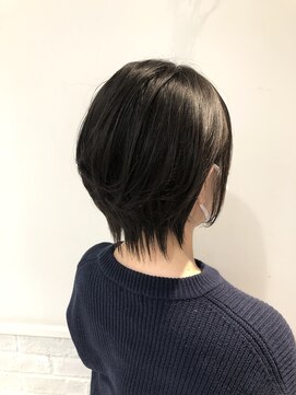 コム(com by neolive) 大人くびれボブ